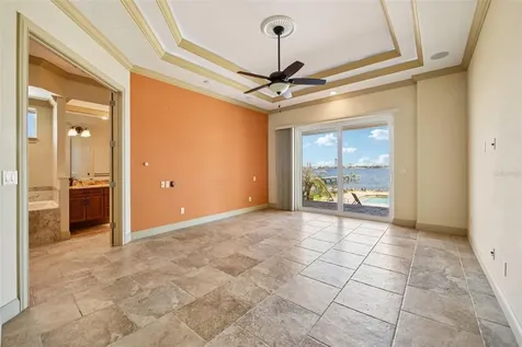 2227 S Palmetto Avenue South Daytona FL 32119