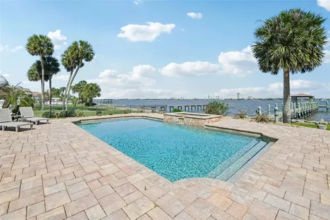 2227 S Palmetto Avenue South Daytona FL 32119