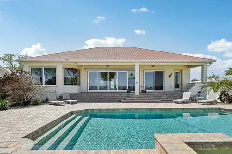 2227 S Palmetto Avenue South Daytona FL 32119