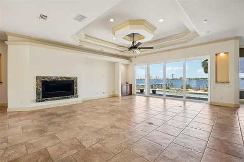 2227 S Palmetto Avenue South Daytona FL 32119