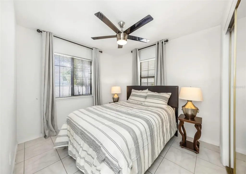 1022 8th Street N St Petersburg FL 33701