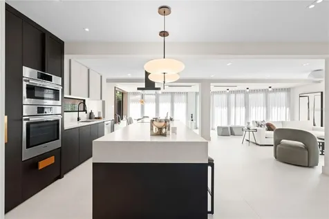 1 Almendares San Juan PR 00907
