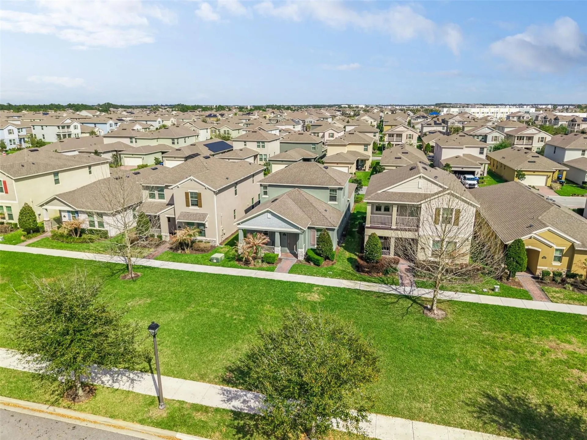 9354 Mclaren Alley Winter Garden FL 34787