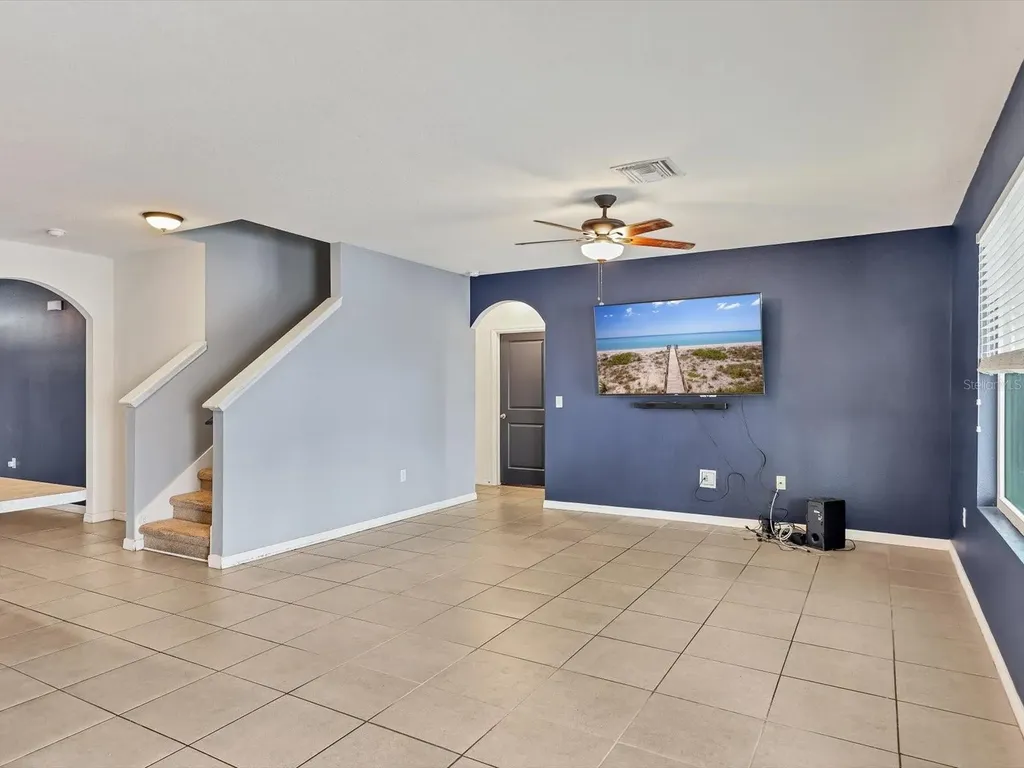 10003 Geese Trail Circle Sun City Center FL 33573