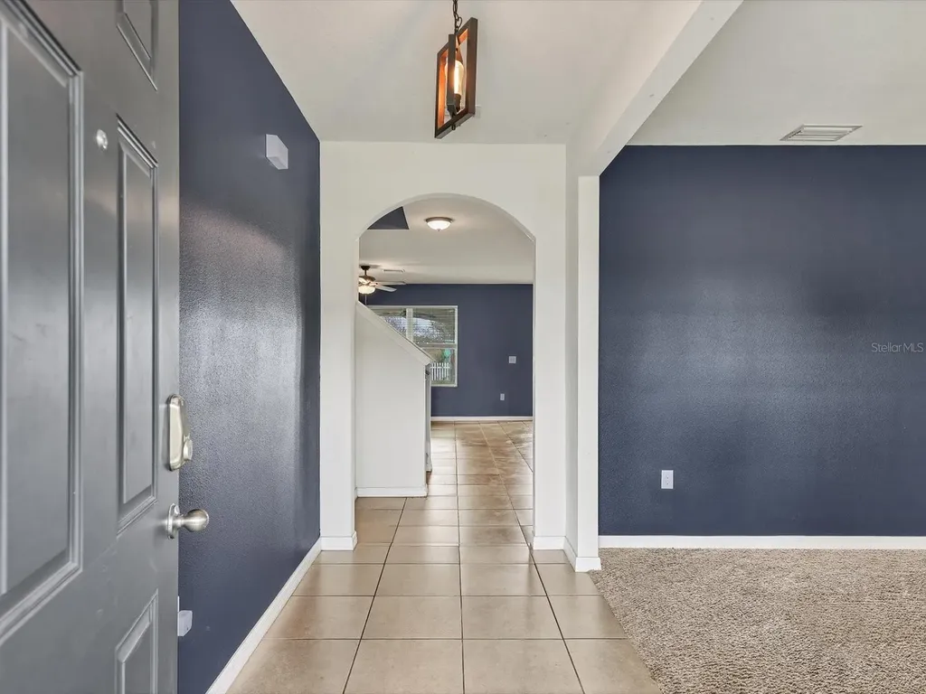 10003 Geese Trail Circle Sun City Center FL 33573