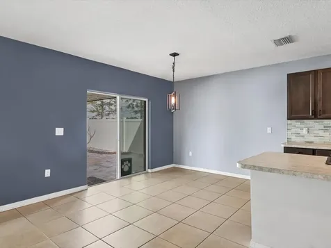 10003 Geese Trail Circle Sun City Center FL 33573