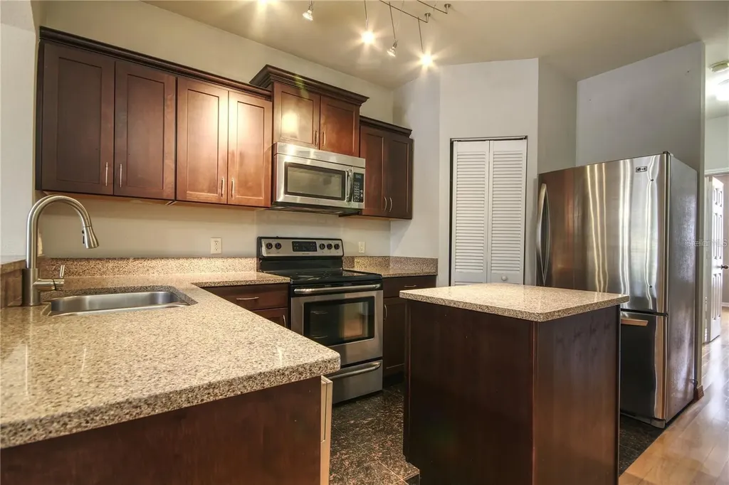 2139 Chianti Place Palm Harbor FL 34683