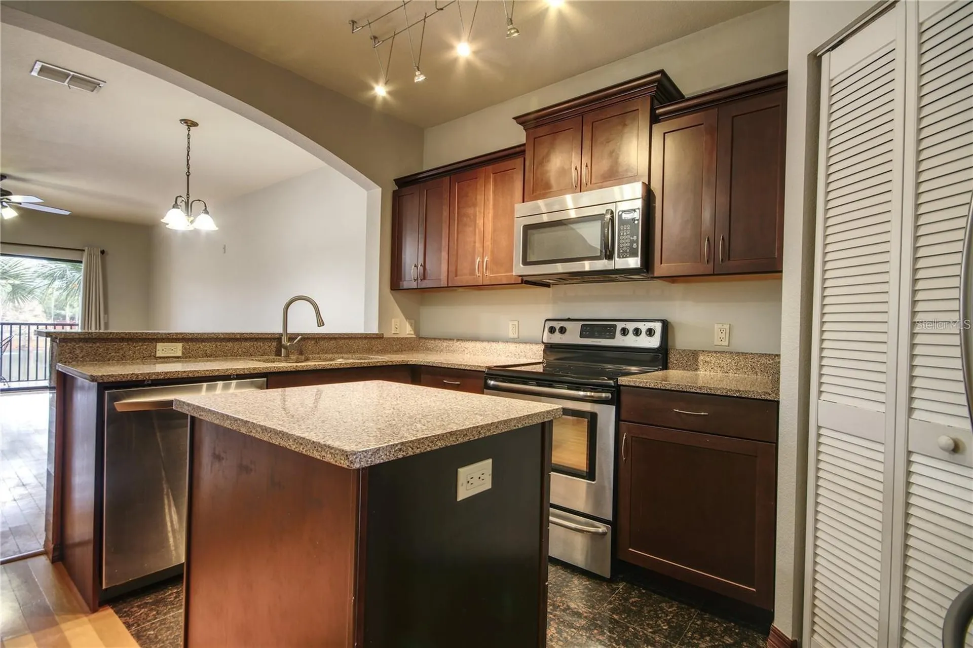 2139 Chianti Place Palm Harbor FL 34683