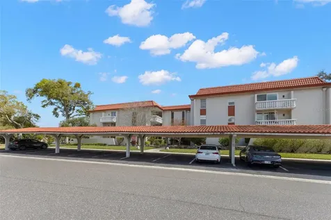 1001 Pearce Drive Clearwater FL 33764