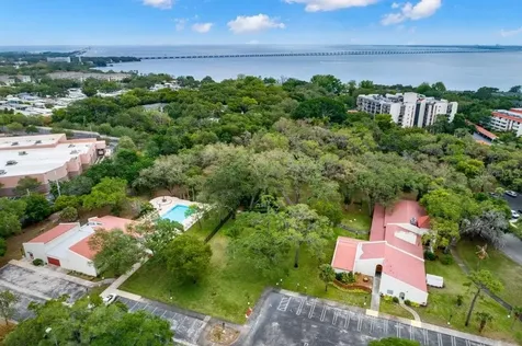1001 Pearce Drive Clearwater FL 33764