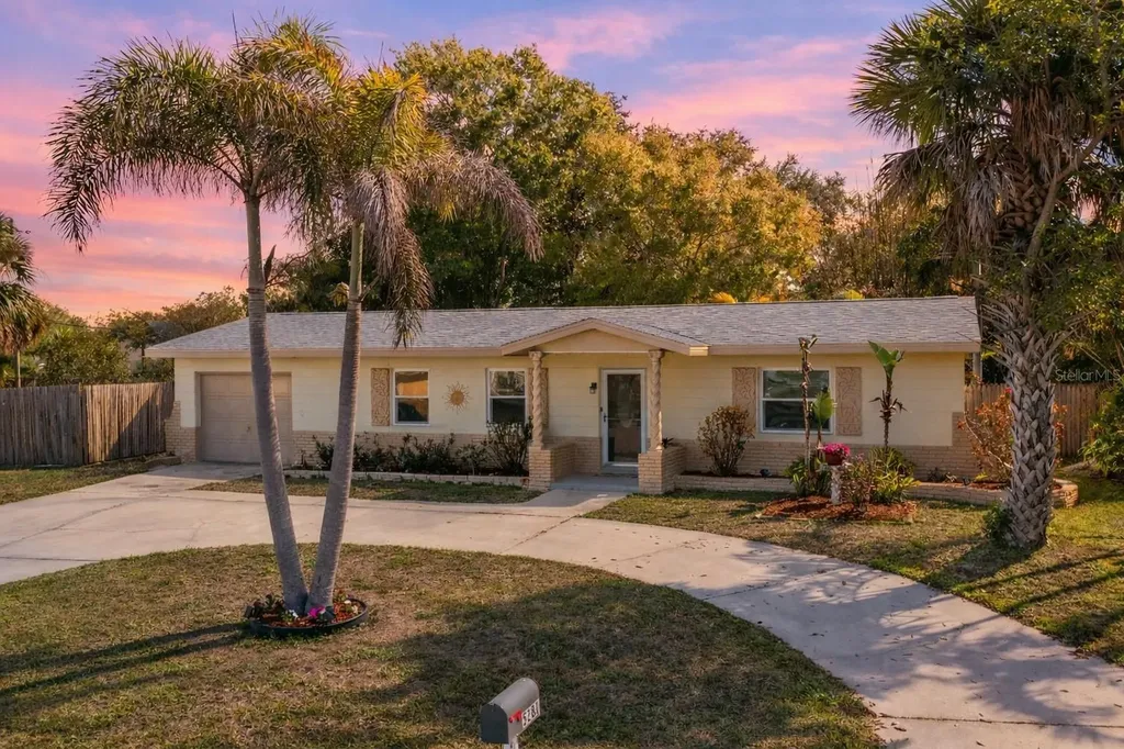 5281 57th Street N Kenneth City FL 33709