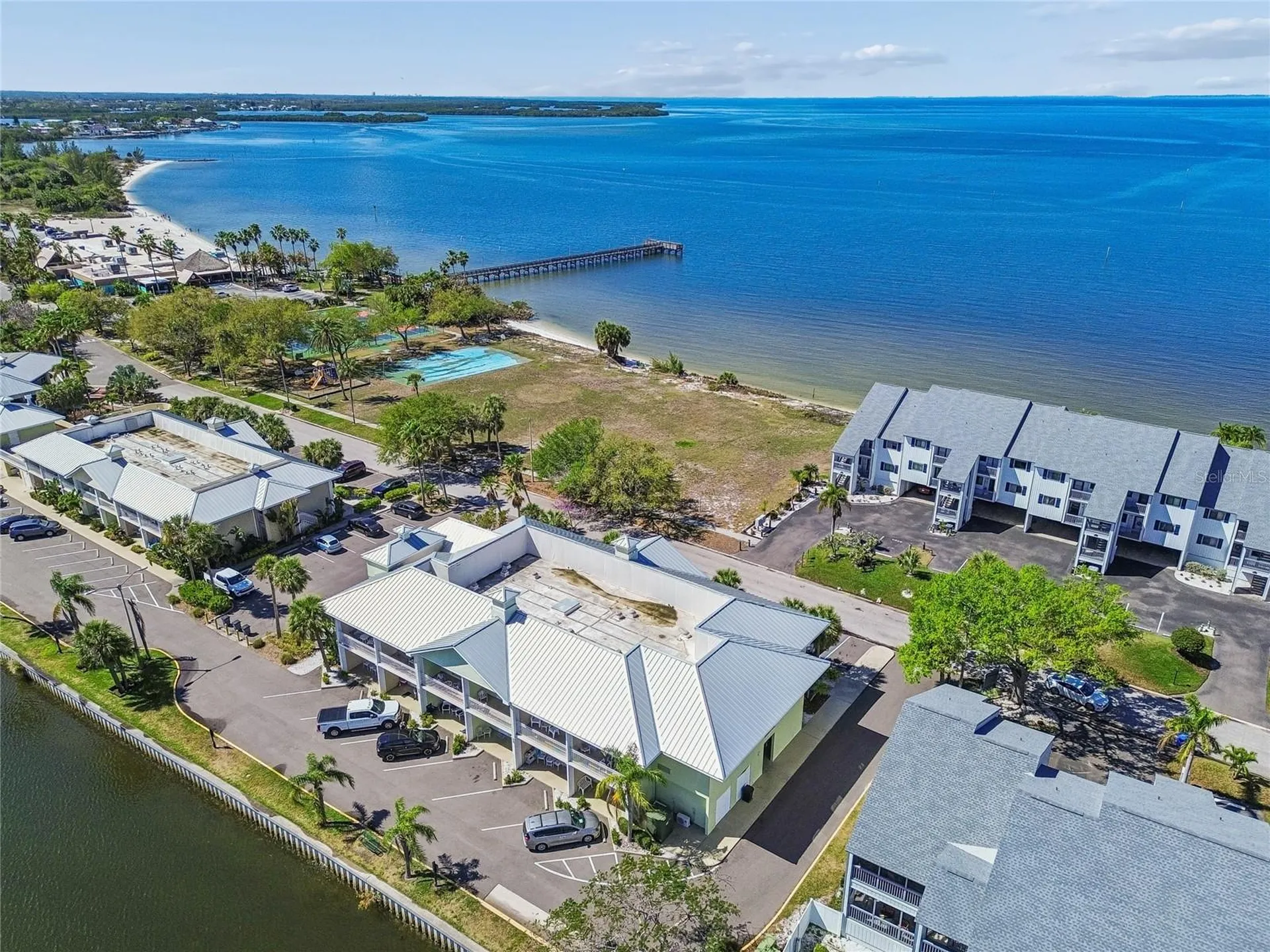 611 Destiny Drive Ruskin FL 33570