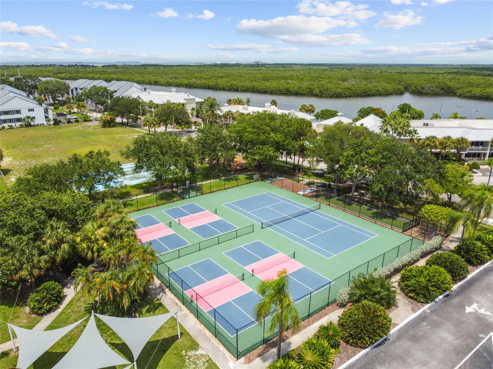 611 Destiny Drive Ruskin FL 33570