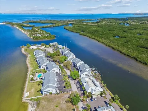 611 Destiny Drive Ruskin FL 33570