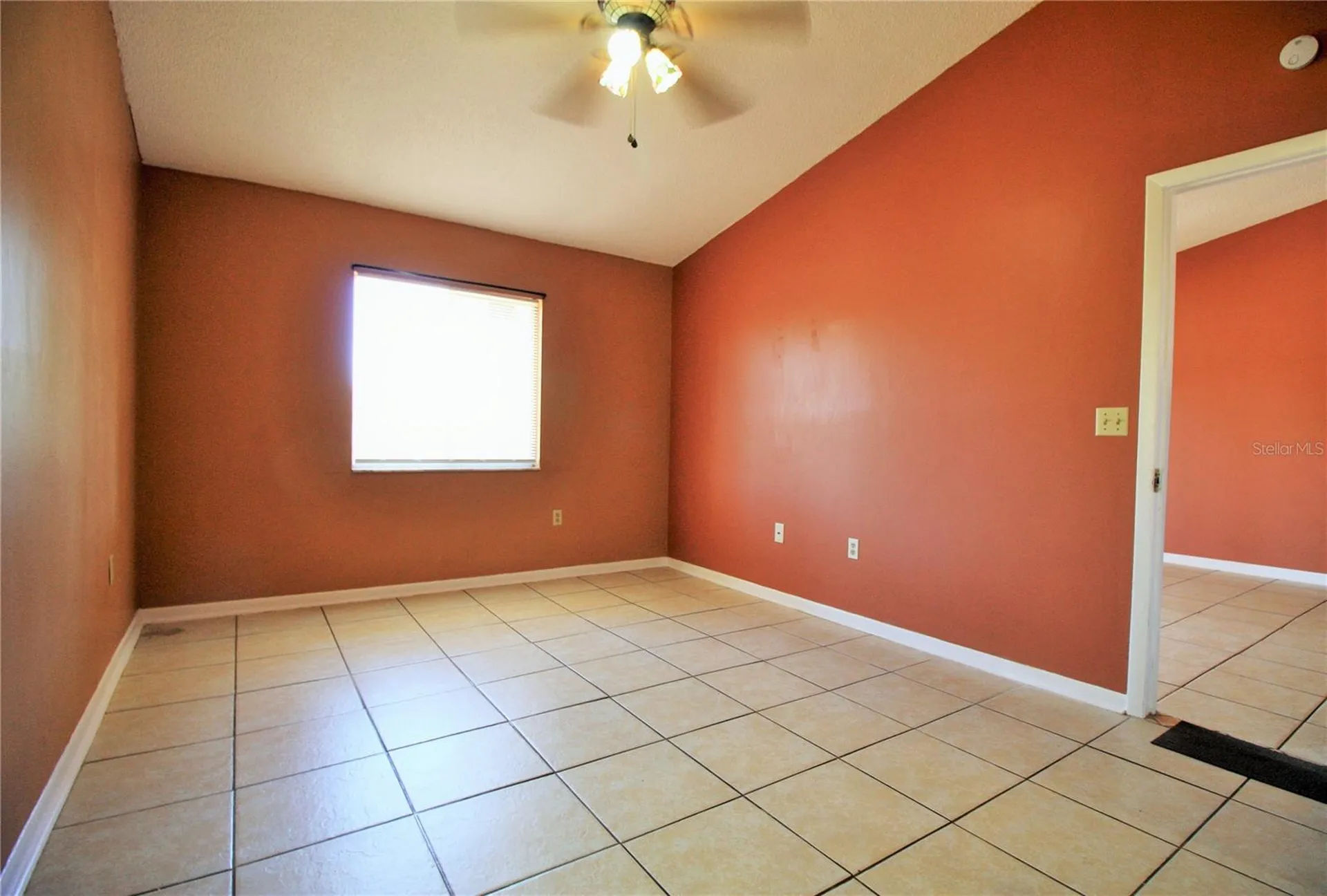 5208 Via Hacienda Circle Orlando FL 32839