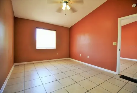5208 Via Hacienda Circle Orlando FL 32839