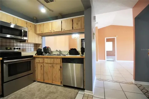 5208 Via Hacienda Circle Orlando FL 32839