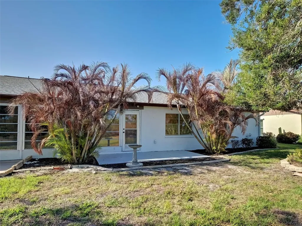 631 Foxwood Boulevard Englewood FL 34223