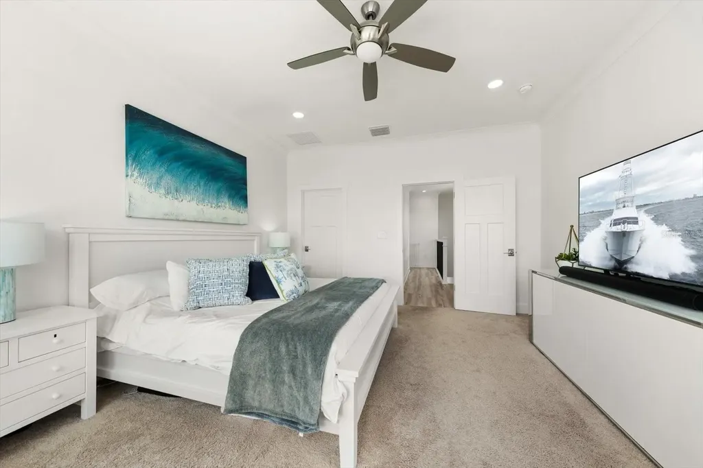 1297 Savona Drive NE St Petersburg FL 33702
