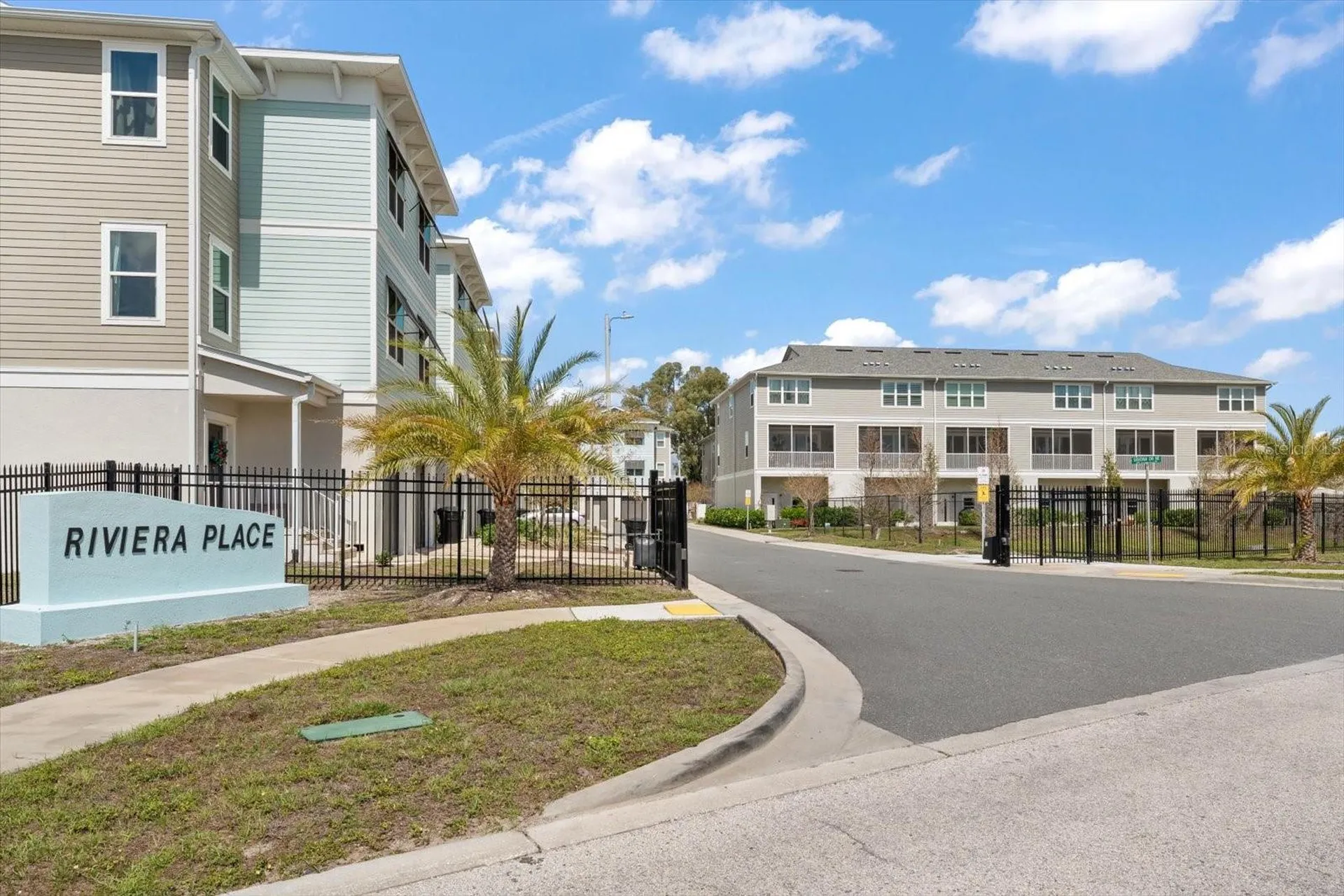1297 Savona Drive NE St Petersburg FL 33702