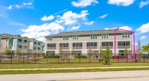 1297 Savona Drive NE St Petersburg FL 33702
