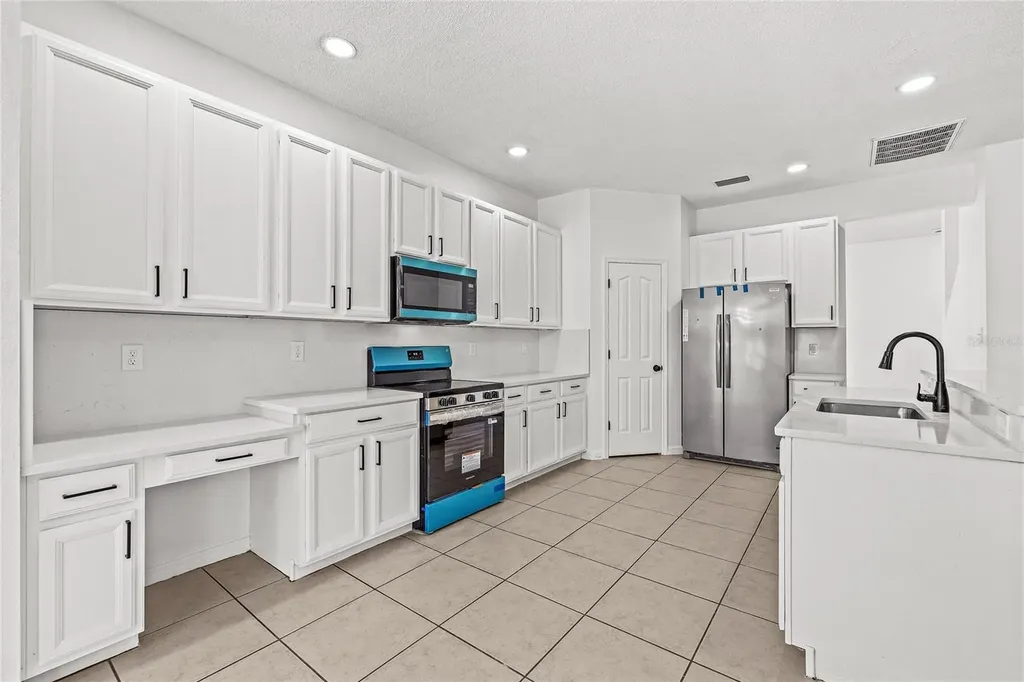 8212 Cypress Breeze Way Tampa FL 33647