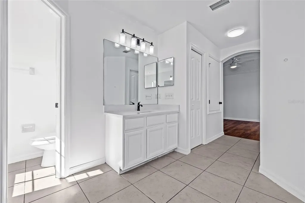 8212 Cypress Breeze Way Tampa FL 33647