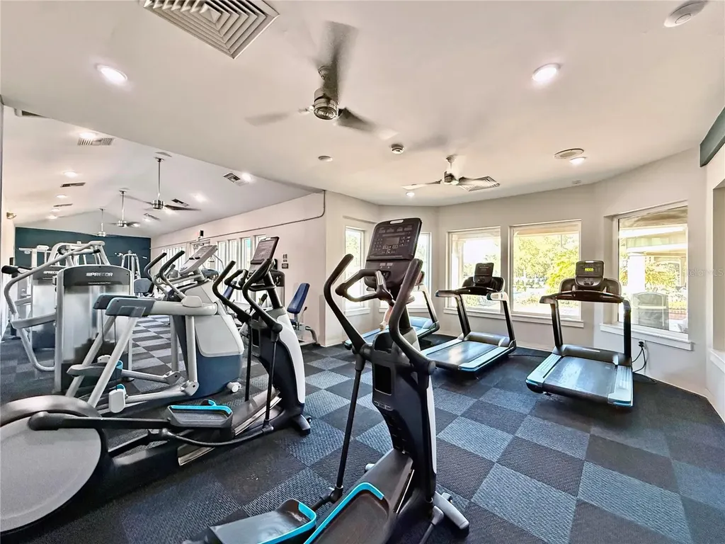 8212 Cypress Breeze Way Tampa FL 33647