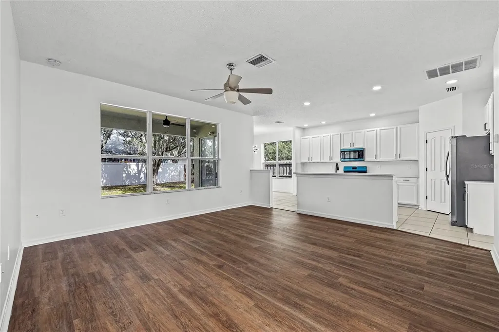 8212 Cypress Breeze Way Tampa FL 33647
