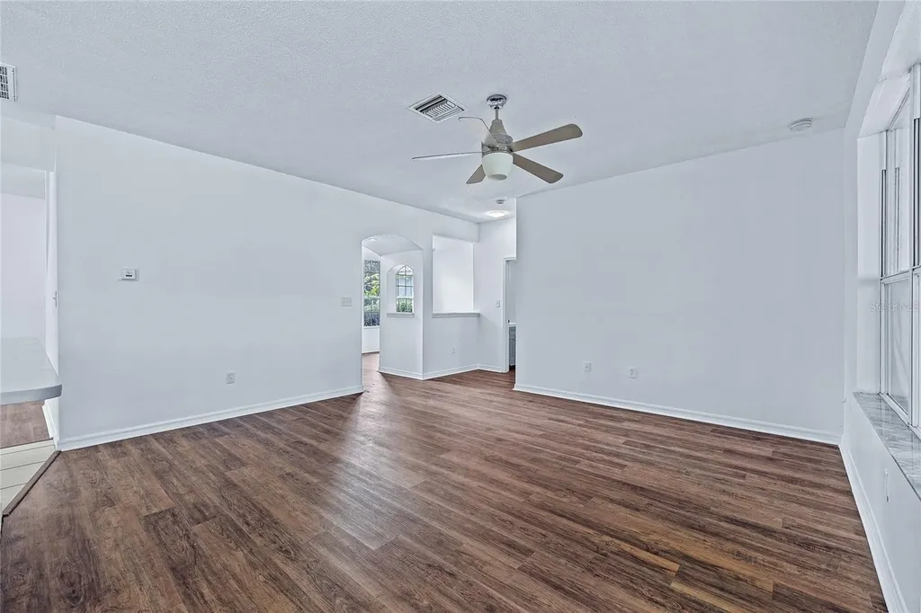 8212 Cypress Breeze Way Tampa FL 33647