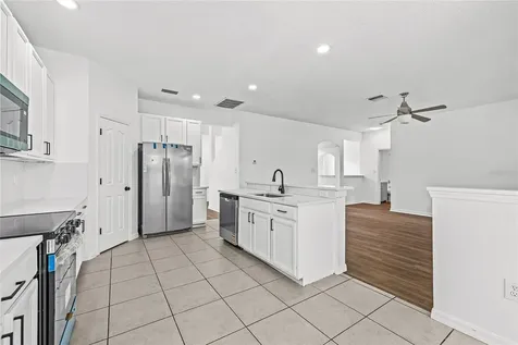 8212 Cypress Breeze Way Tampa FL 33647