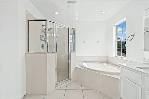 8212 Cypress Breeze Way Tampa FL 33647