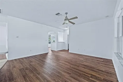 8212 Cypress Breeze Way Tampa FL 33647