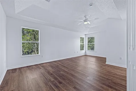 8212 Cypress Breeze Way Tampa FL 33647