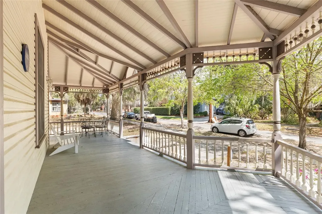 306 NE 3rd Street Gainesville FL 32601