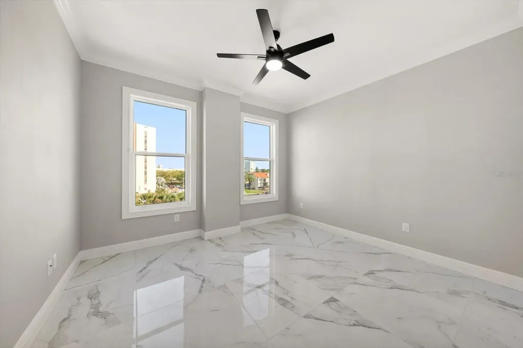 211 Dolphin Point Clearwater Beach FL 33767