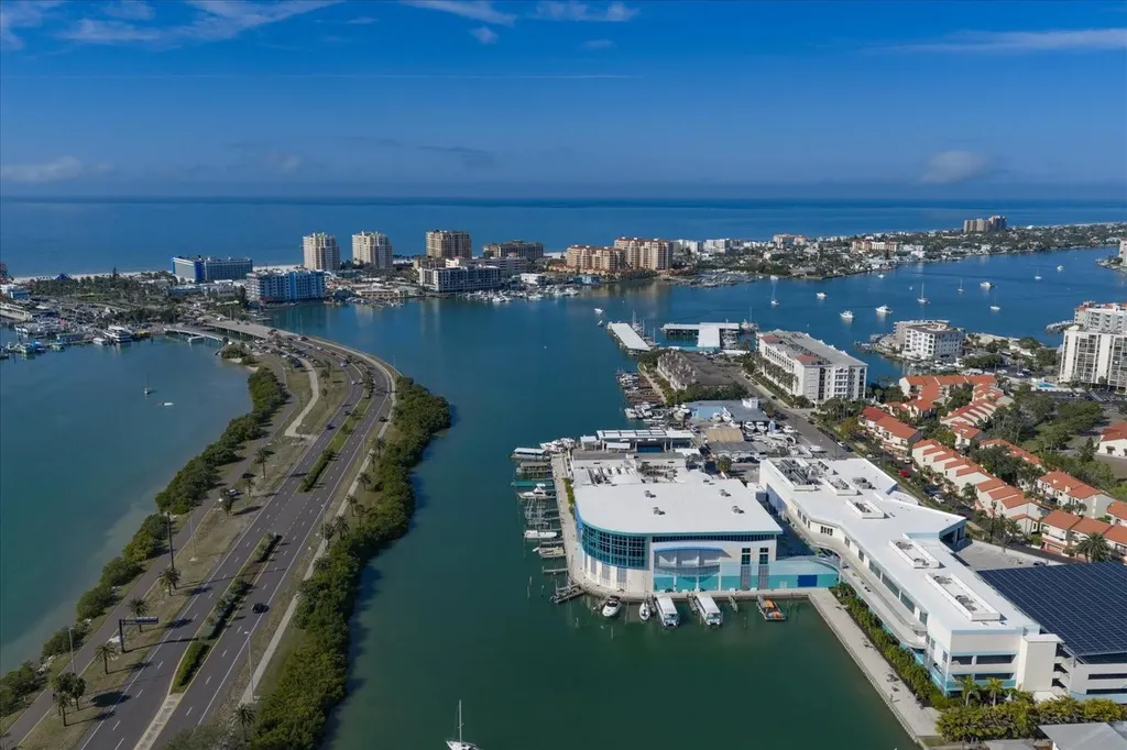 211 Dolphin Point Clearwater Beach FL 33767