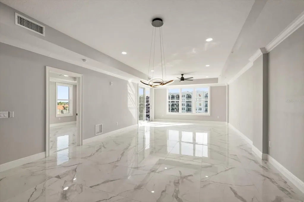 211 Dolphin Point Clearwater Beach FL 33767