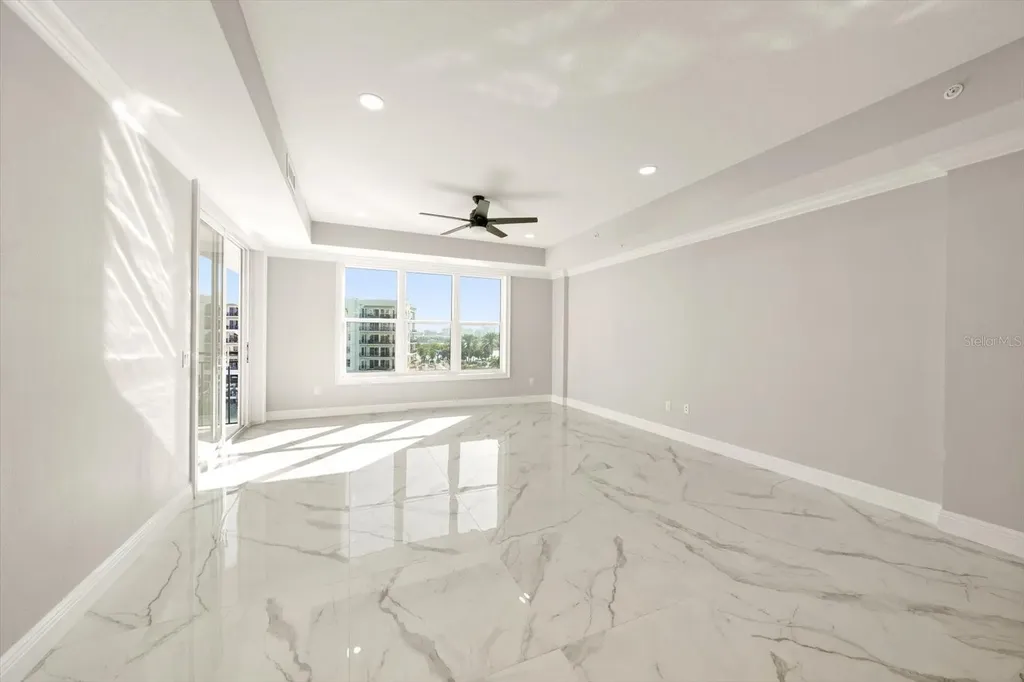 211 Dolphin Point Clearwater Beach FL 33767