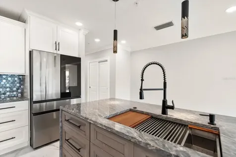 211 Dolphin Point Clearwater Beach FL 33767