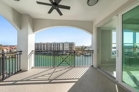 211 Dolphin Point Clearwater Beach FL 33767