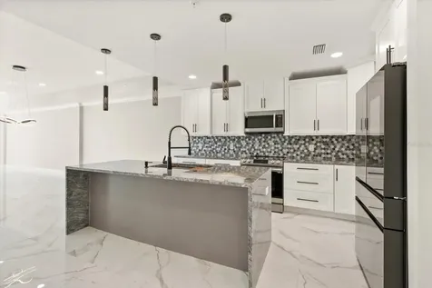 211 Dolphin Point Clearwater Beach FL 33767