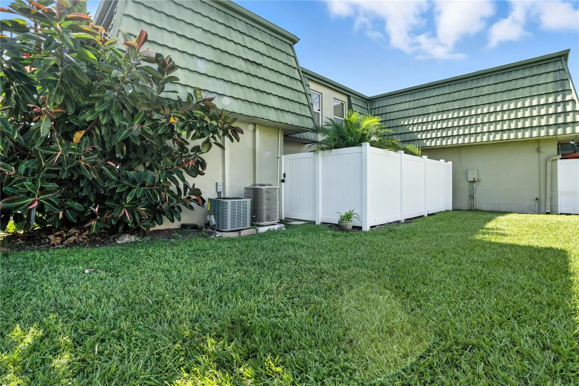 1799 N Highland Avenue Clearwater FL 33755
