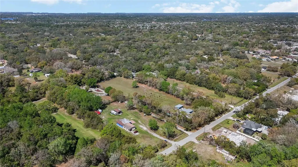 2700 Aein Road Orlando FL 32817