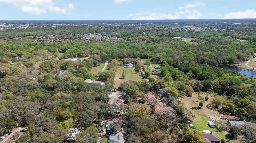 2700 Aein Road Orlando FL 32817