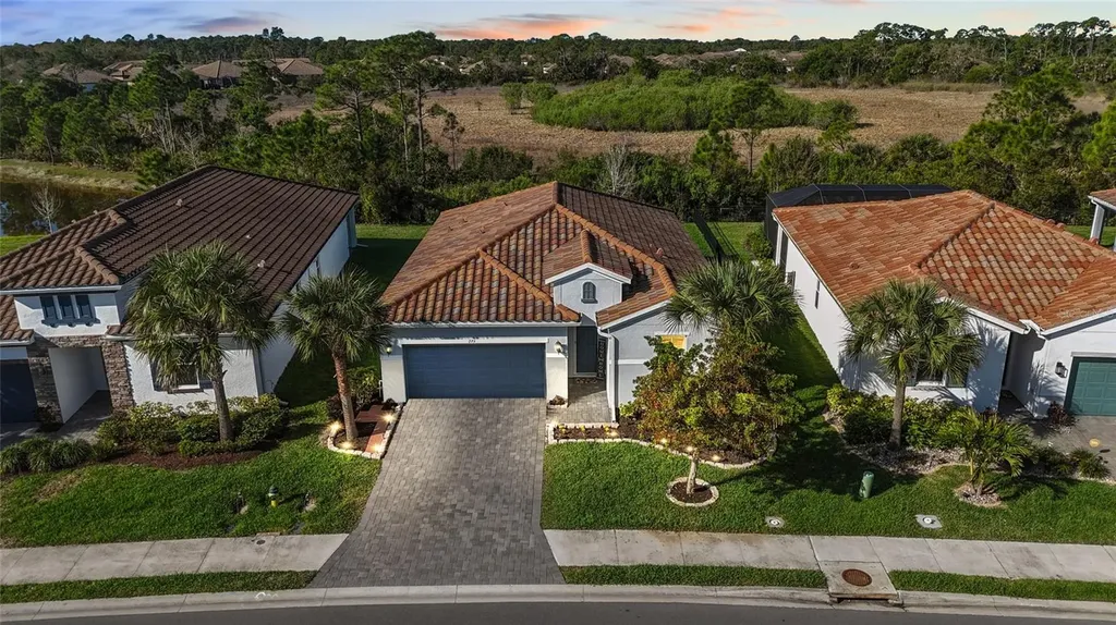 273 Daylily Boulevard Nokomis FL 34275
