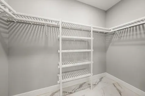 211 Dolphin Point Clearwater FL 33767