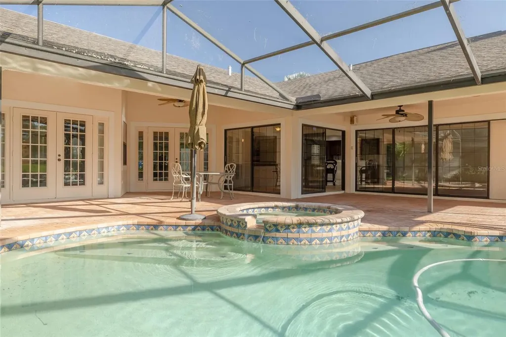 470 Hickorynut Avenue Oldsmar FL 34677