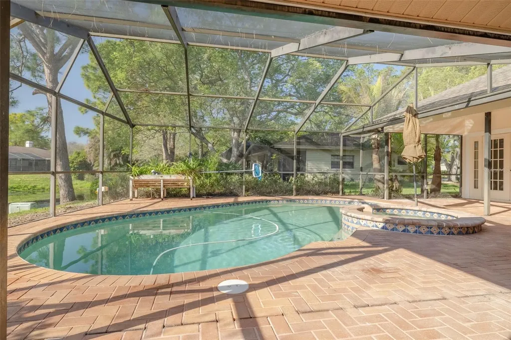 470 Hickorynut Avenue Oldsmar FL 34677