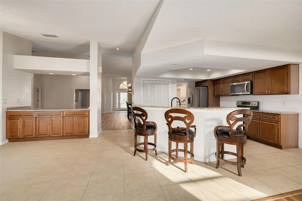 470 Hickorynut Avenue Oldsmar FL 34677